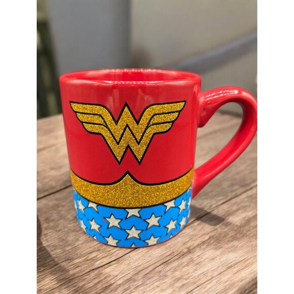 Double sided DC Comics Wonder Women Coffee Tea Mug Cup Glitter - Picture 2 of 8